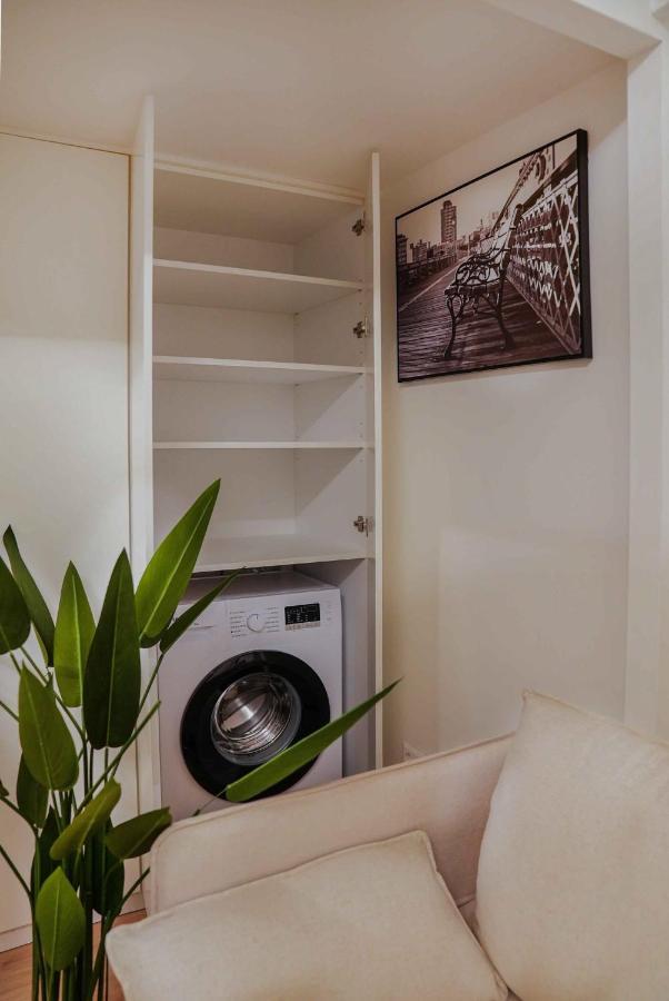 Greenlight Gallery By Newave Apartman